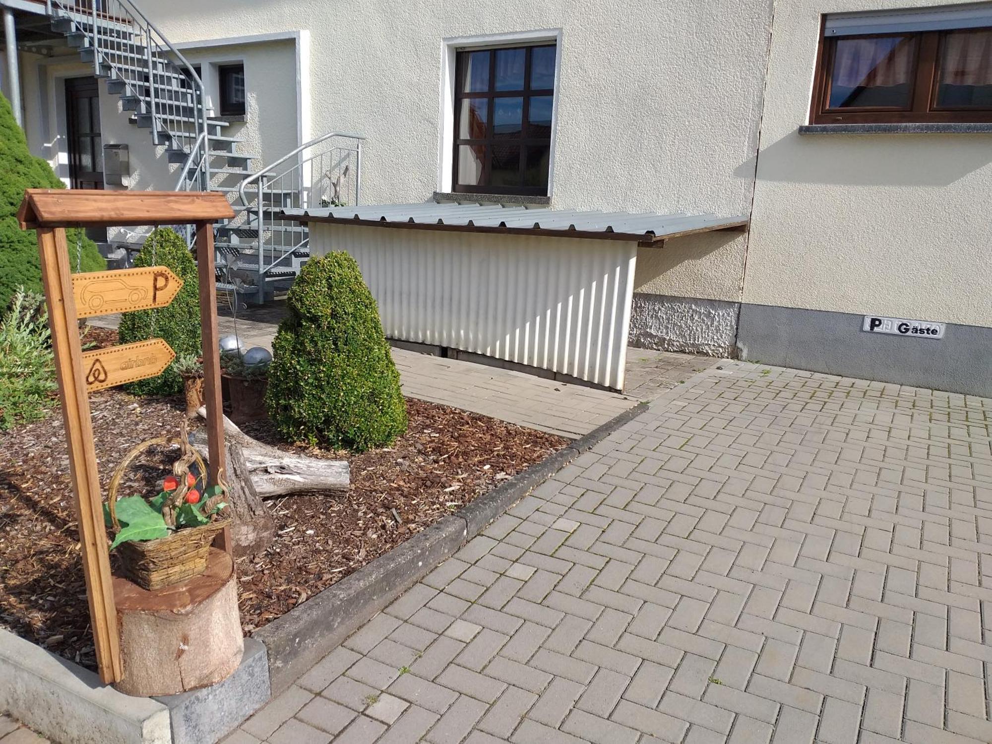 Apartment Zwei Schlafzimmer- Betten In Komforthoehe Baumholder Buitenkant foto